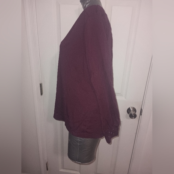 Elegant Purple Women's Top - Picture 2 of 3